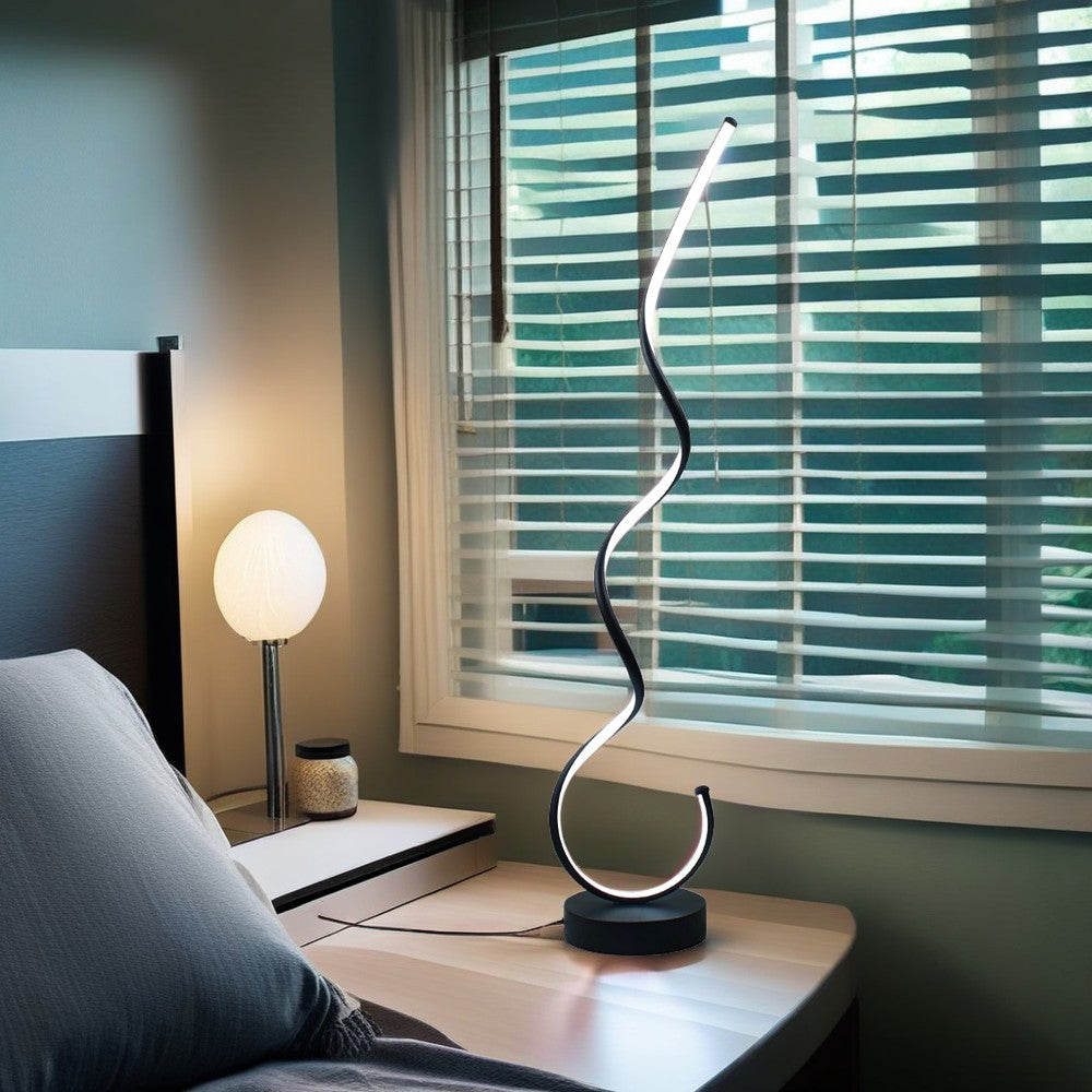 Elegant Wavy Floor Lamp