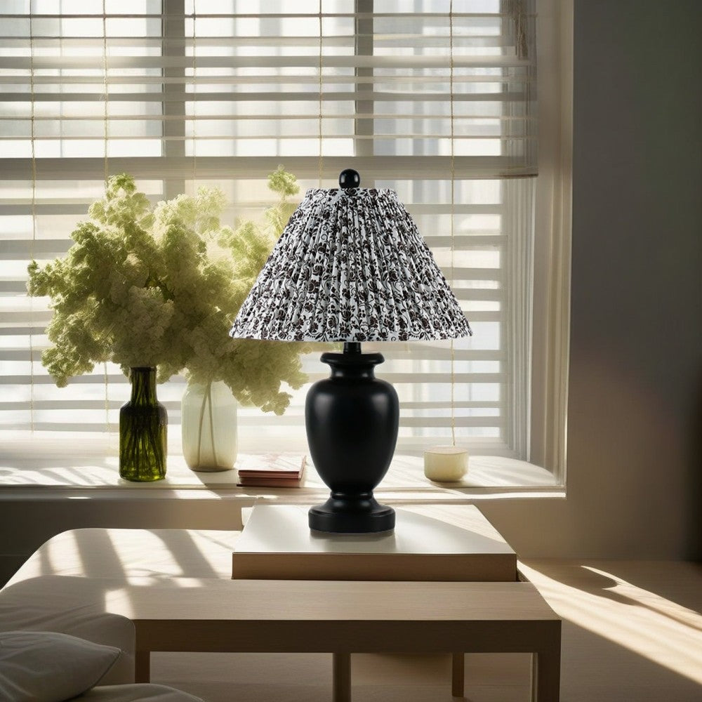 Classic Polyresin Table Lamp