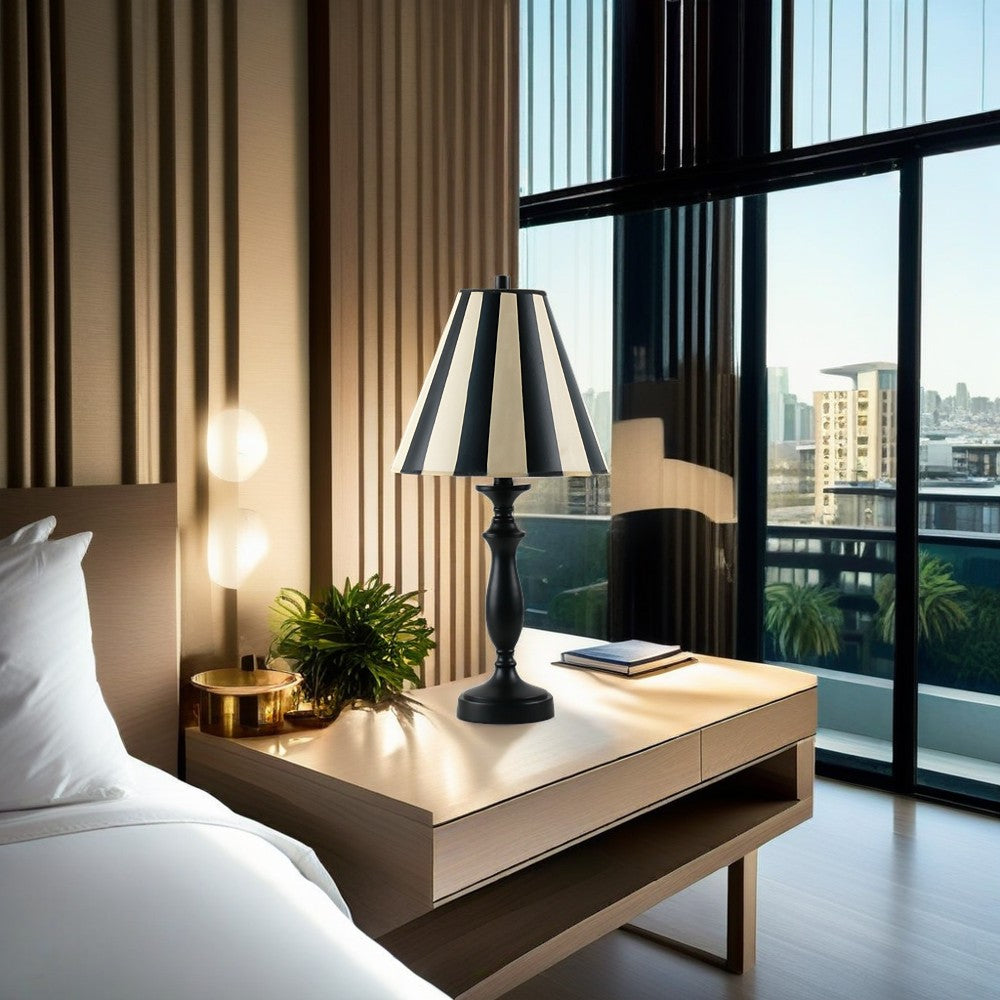 Black Traditional Polyresin Table Lamp